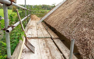 advantages of Clatterford End thatch roofing